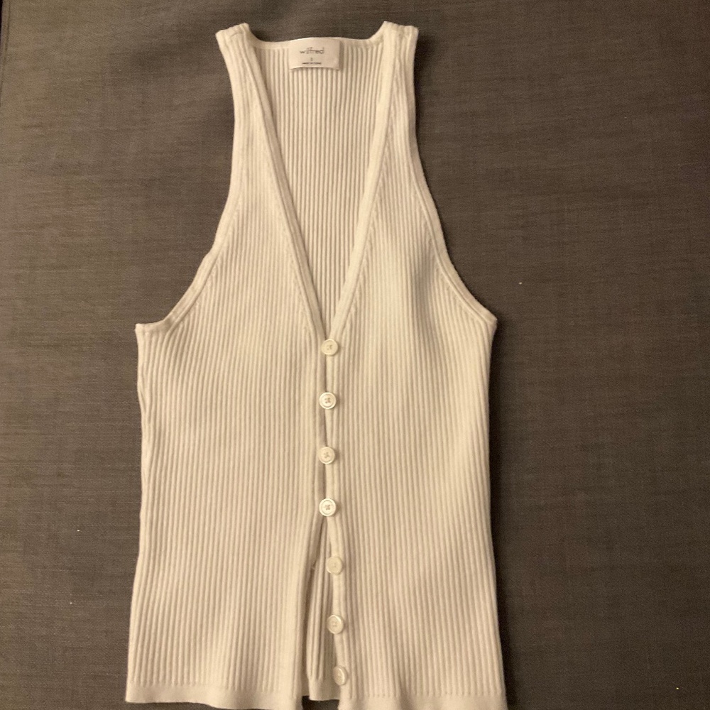 Aritzia Wilfred  cropped knit vest - size S
